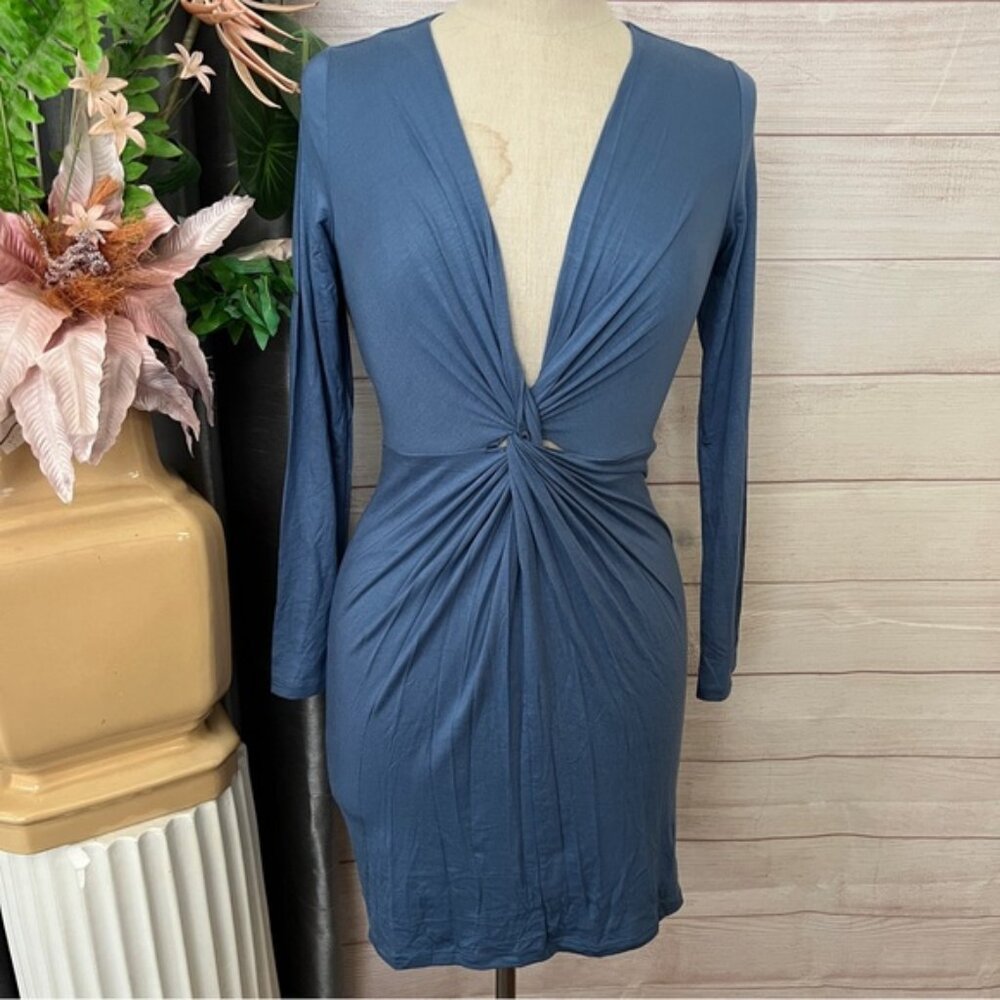 E1- NWT blue FASHION NOVA long sleeve twist front major key stretch dress SMALL